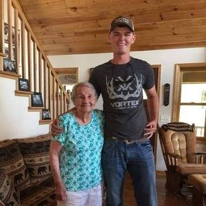 Meet your Posher, Ethan